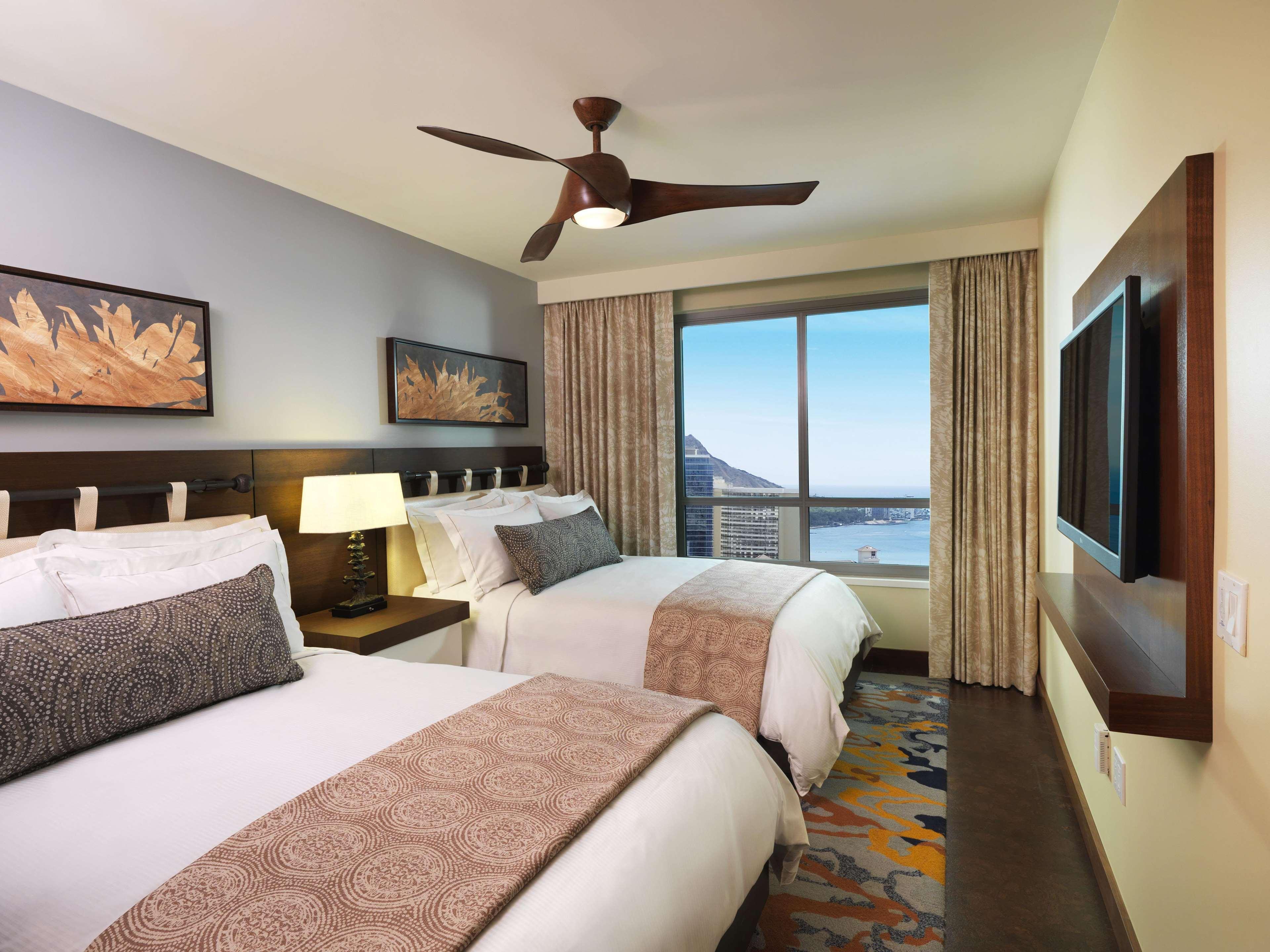 Hilton Grand Vacation Club The Grand Islander Waikiki Honolulu Hotel Bagian luar foto