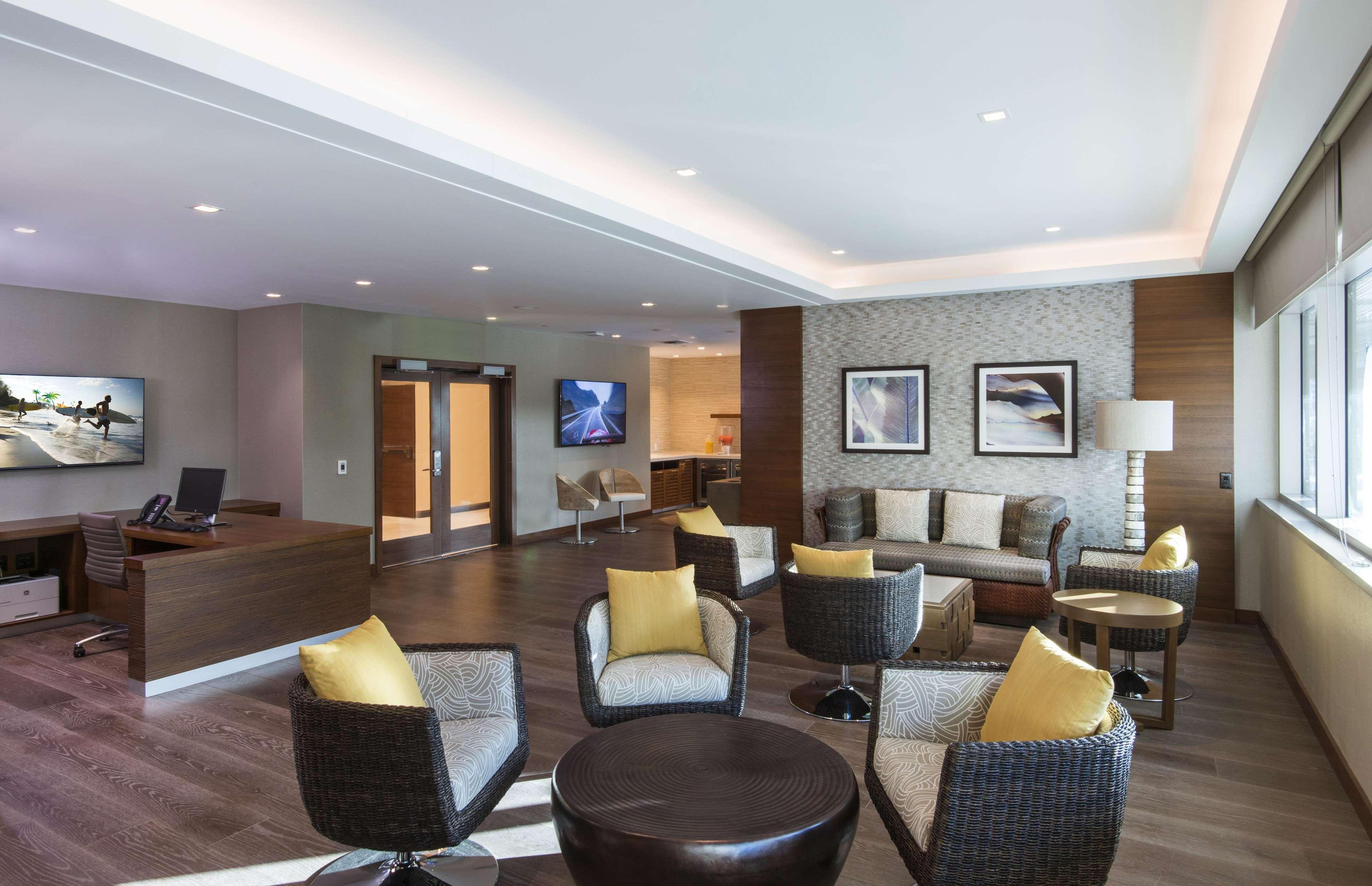 Hilton Grand Vacation Club The Grand Islander Waikiki Honolulu Hotel Bagian luar foto