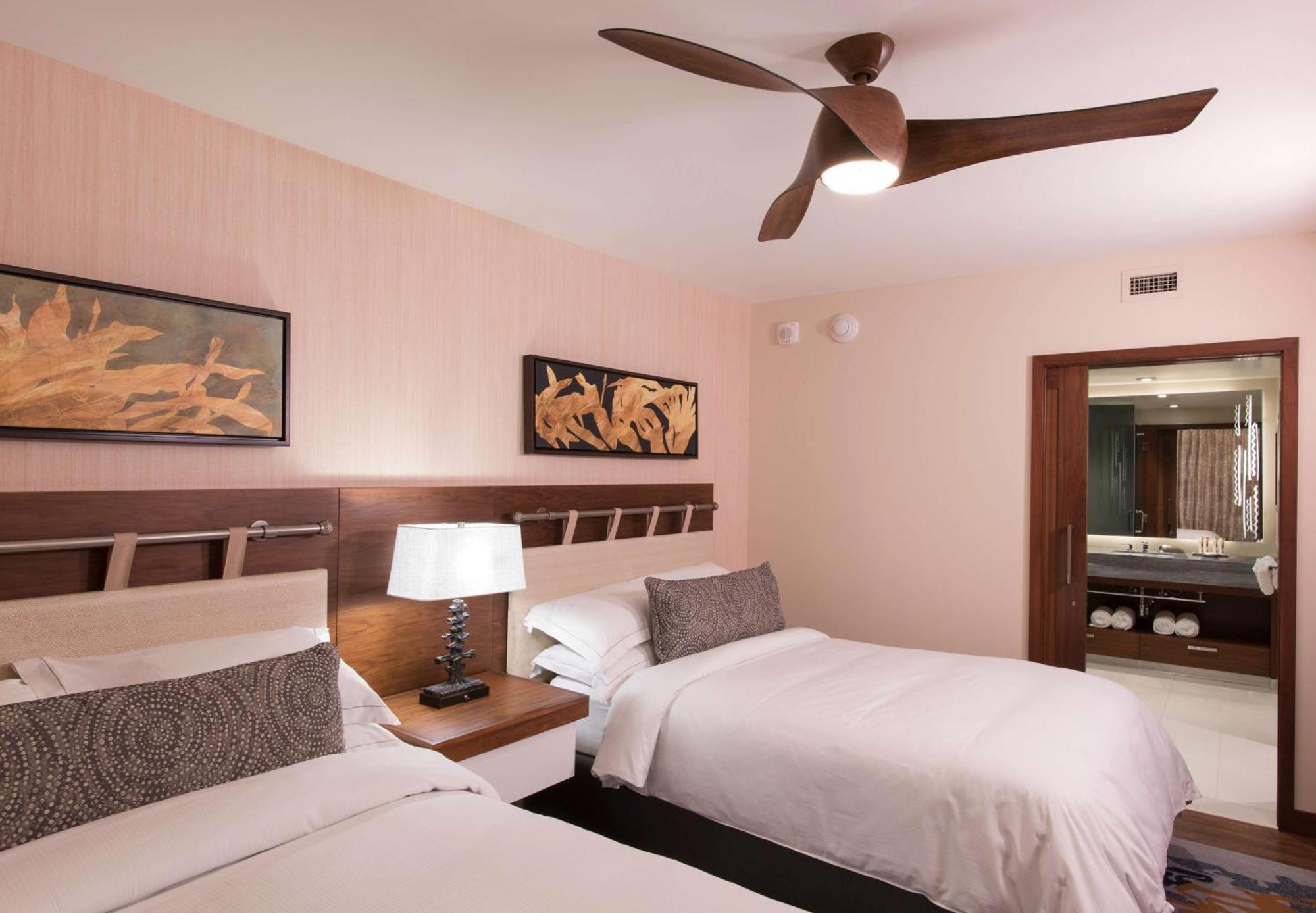 Hilton Grand Vacation Club The Grand Islander Waikiki Honolulu Hotel Bagian luar foto