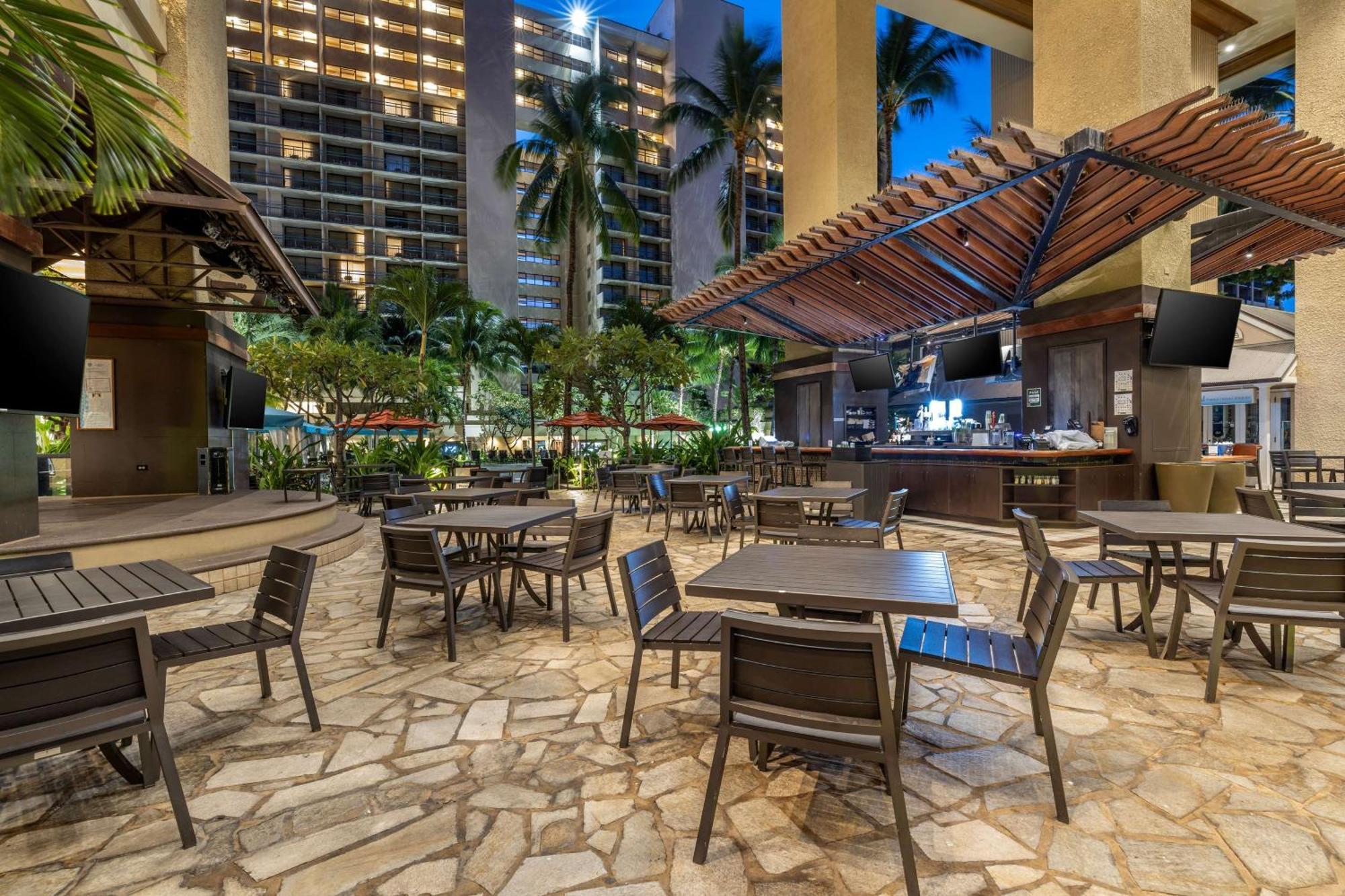Hilton Grand Vacation Club The Grand Islander Waikiki Honolulu Hotel Bagian luar foto