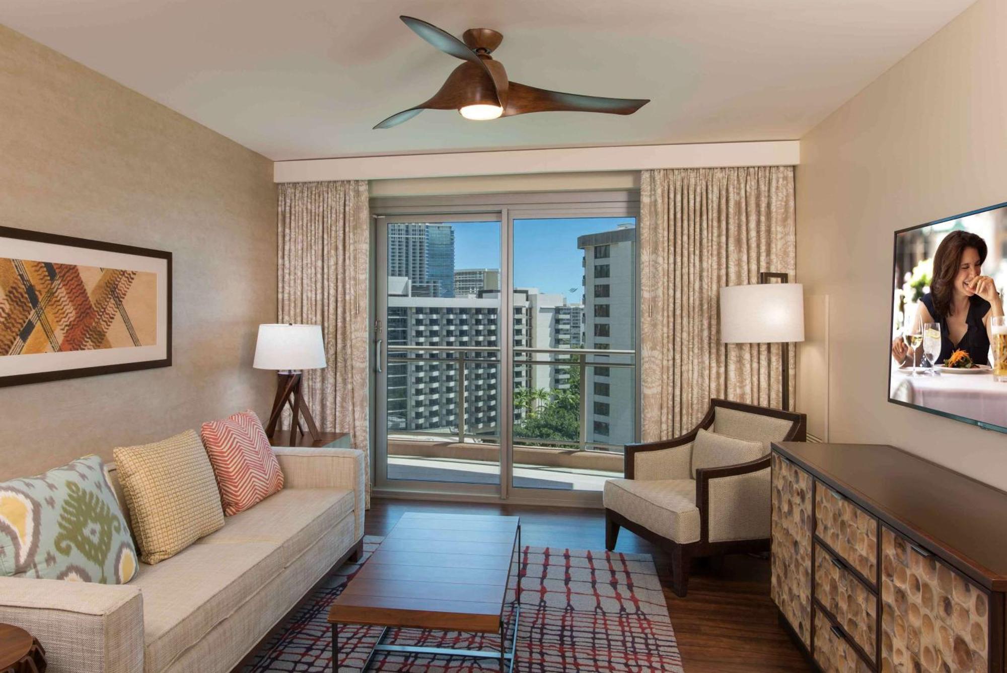 Hilton Grand Vacation Club The Grand Islander Waikiki Honolulu Hotel Bagian luar foto